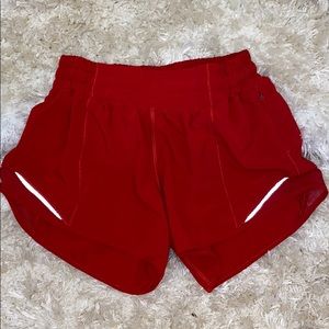 Lululemon Hotty Hots Tall 2.5